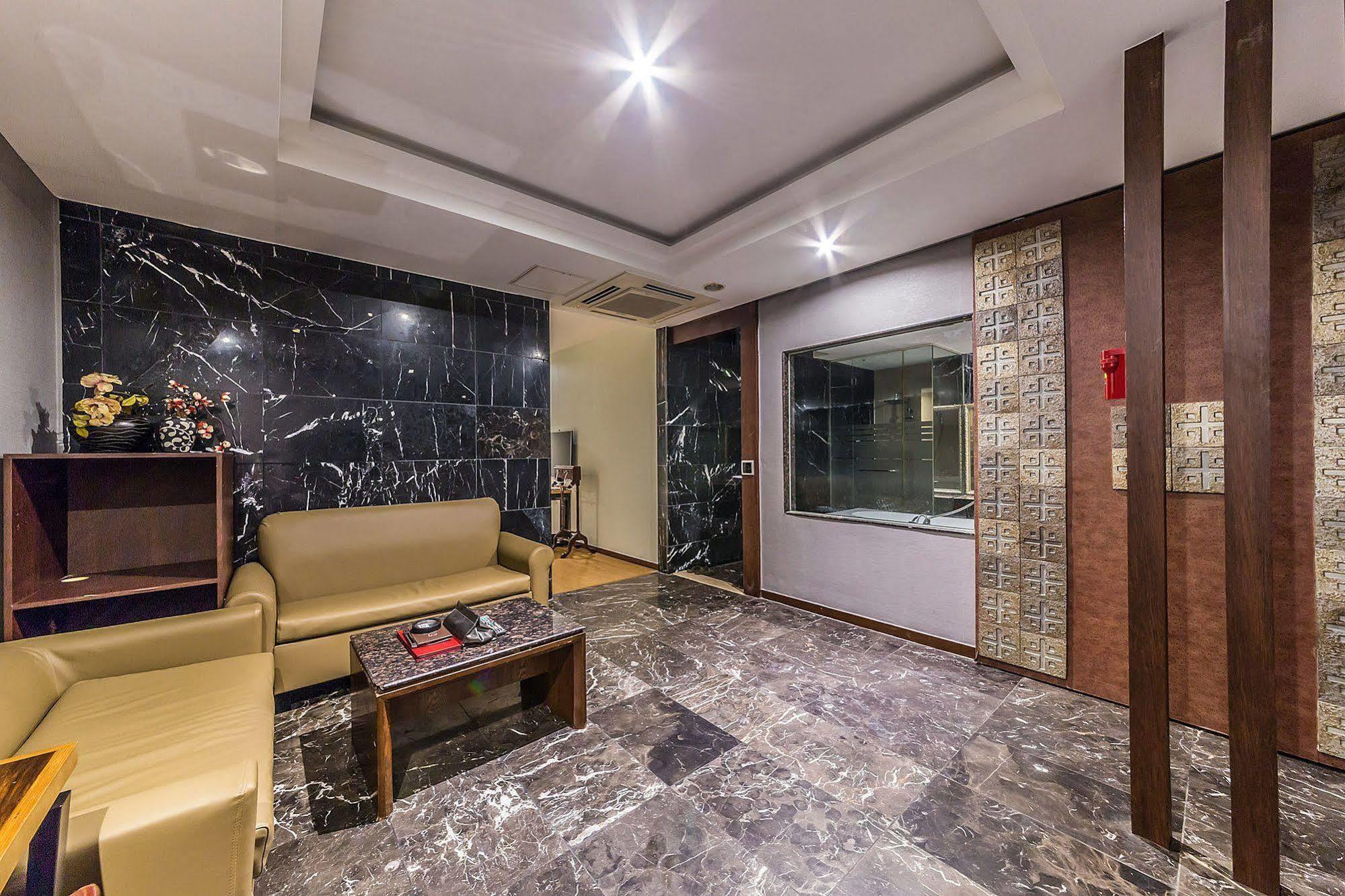 סיאול Gallerya Hotel מראה חיצוני תמונה